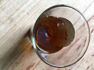 Cloves in a glass of water