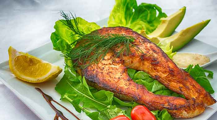 Mixed Green Salad With Grilled Salmon